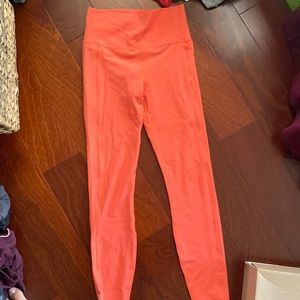 Vuori daily legging in orange